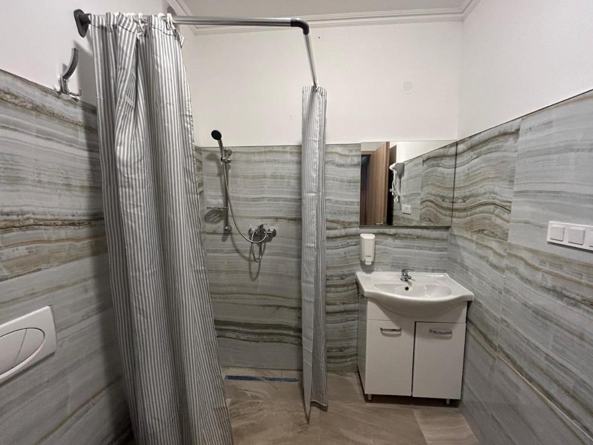 Harmony Apartments Эгер Экстерьер фото